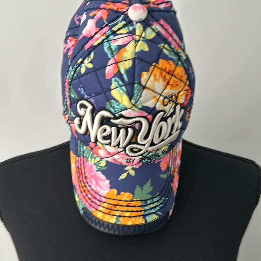 Robin Ruth snap back baseball cap.